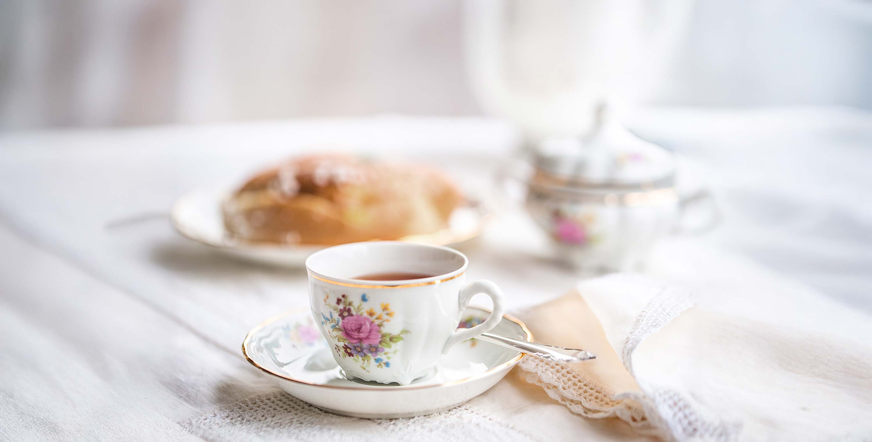 Kaffee und Kuchen wie früher Kaffee und Kuchen wie früher im Cafe Anneliese